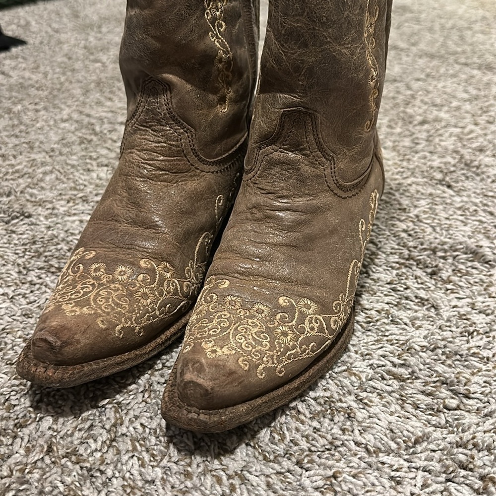 CORRAL WOMEN'S CRATER WITH BONE EMBROIDERY WESTERN BOOTS - SNIP TOE - Picture 9 of 12